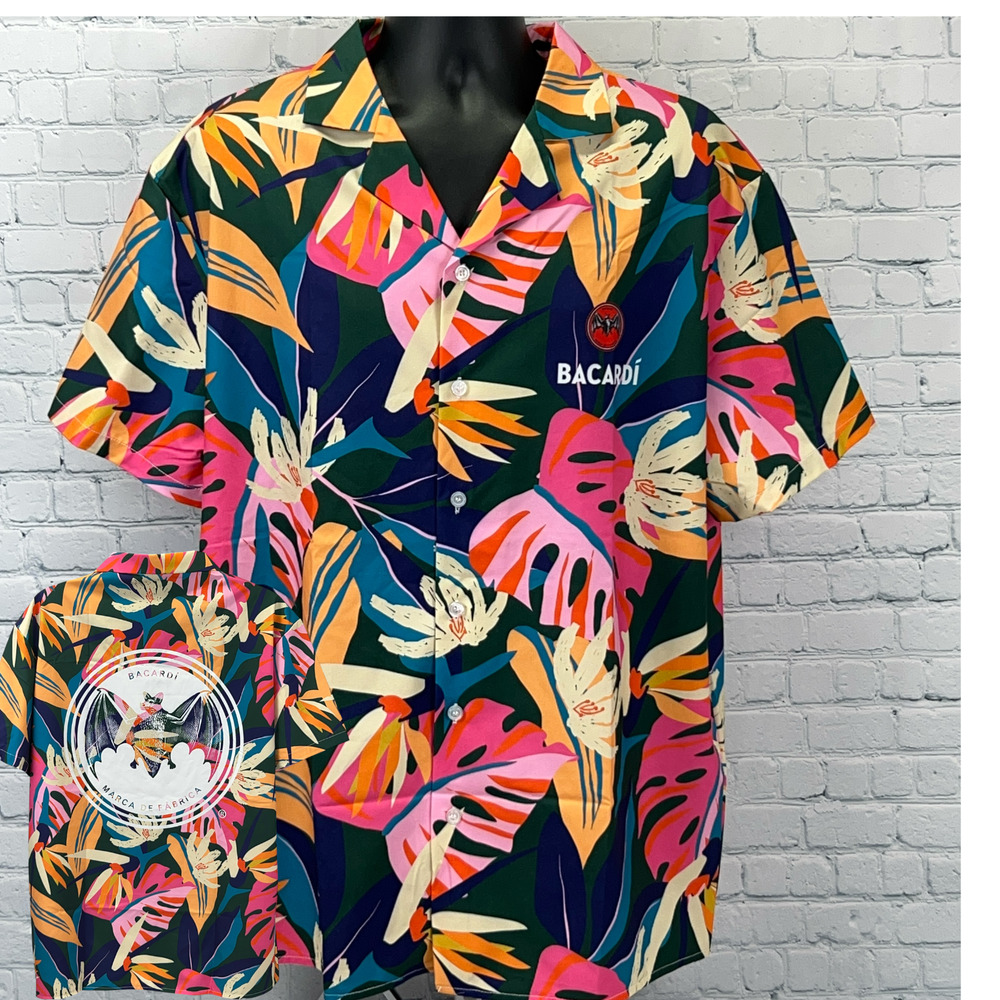 Bacardi Rum Hawaiian Camp Shirt Green Bat Logo Alcoholic Beverage Mens L Large